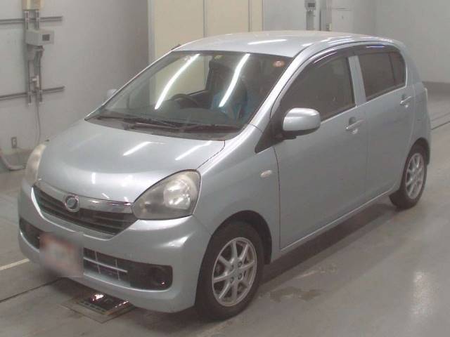 114 DAIHATSU MIRA E S LA300S 2014 г. (CAA Tokyo)